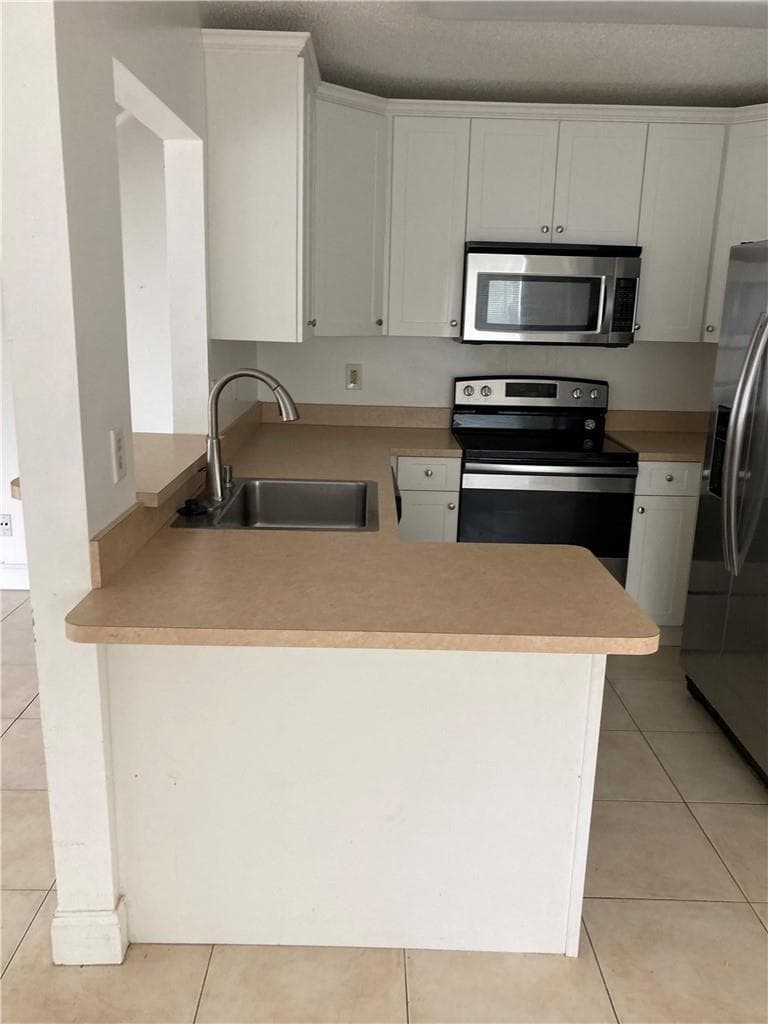 8985 NW 38TH Drive, Coral Springs, FL 33065 — zdjęcie 2