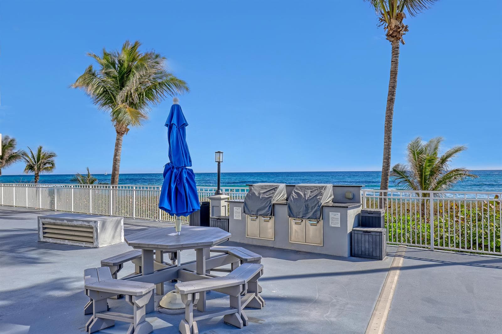 3221 S OCEAN Boulevard # 302, Highland Beach, FL 33487 — zdjęcie 2