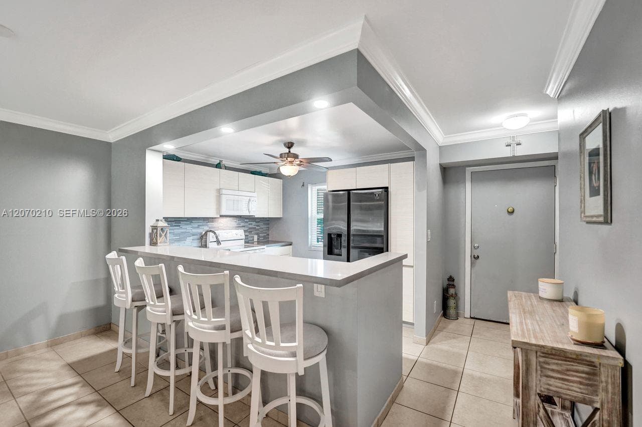 325 SE 11th Ter # 107, Dania Beach, FL 33004 — zdjęcie 4