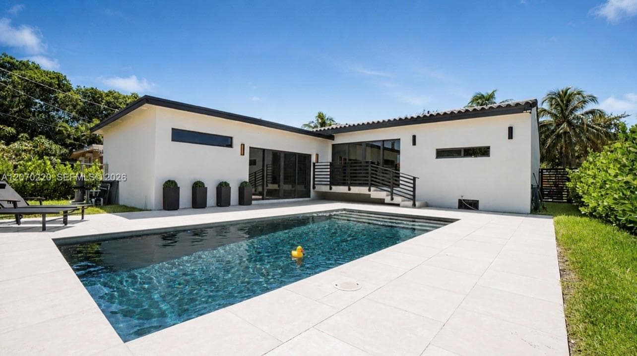 2155 SW 25th Ter, Miami, FL 33133 — zdjęcie 2