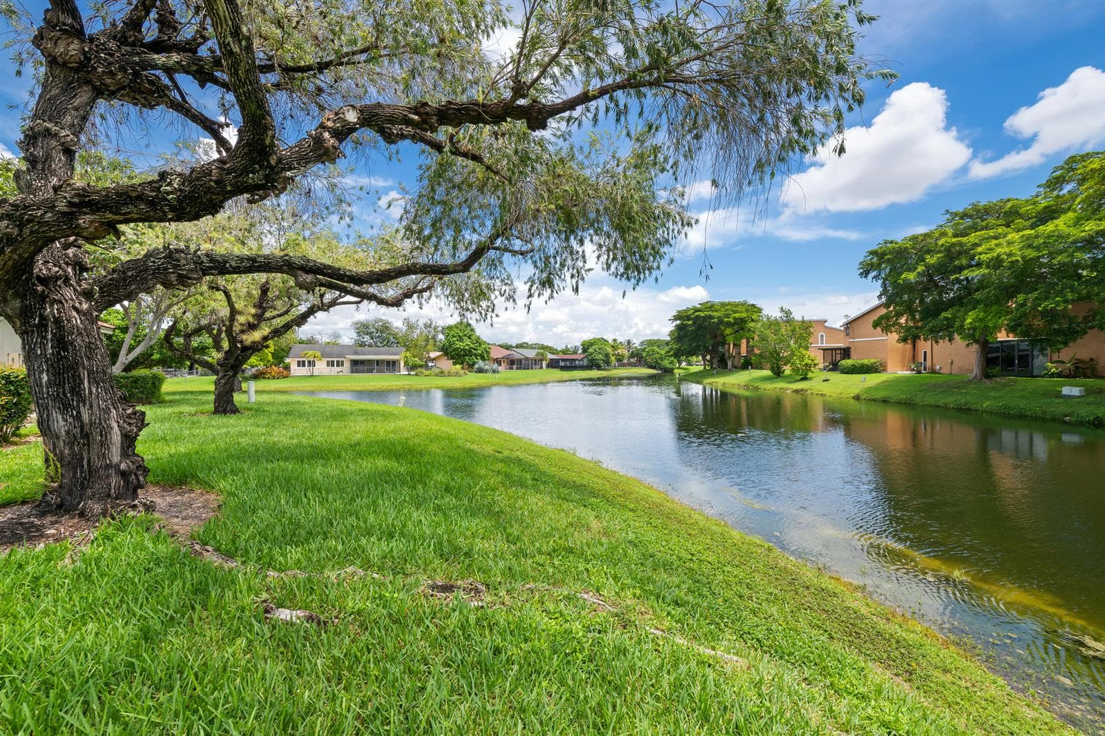 8211 NW 70th Street, Tamarac, FL 33321 — zdjęcie 5