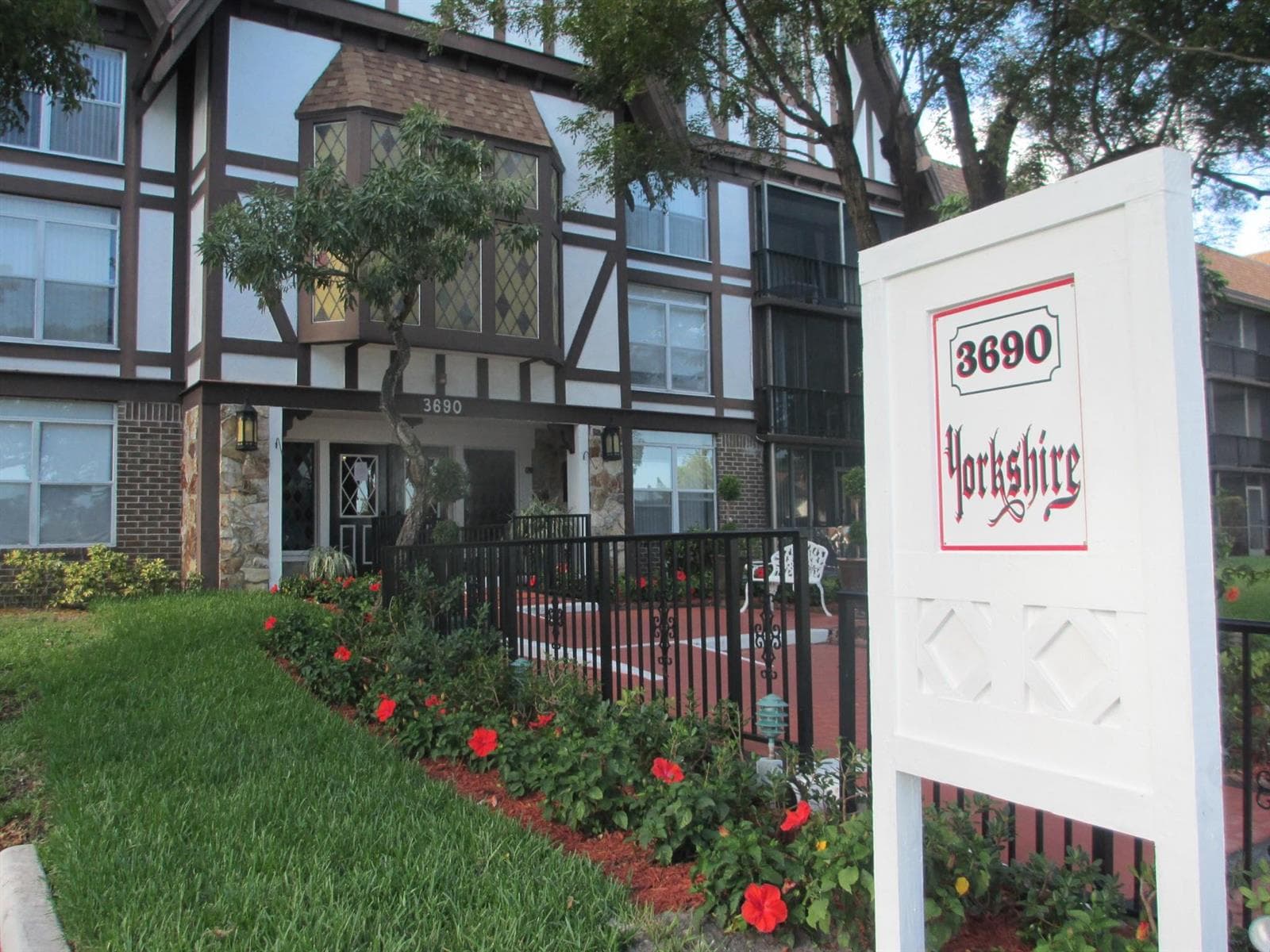 3690 Inverrary Drive # 2c, Lauderhill, FL 33319