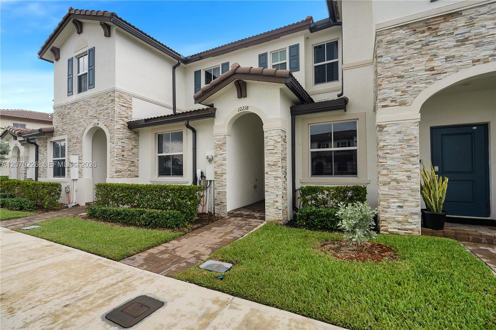 12218 NW 24th Pl, Miami, FL 33167 — zdjęcie 5