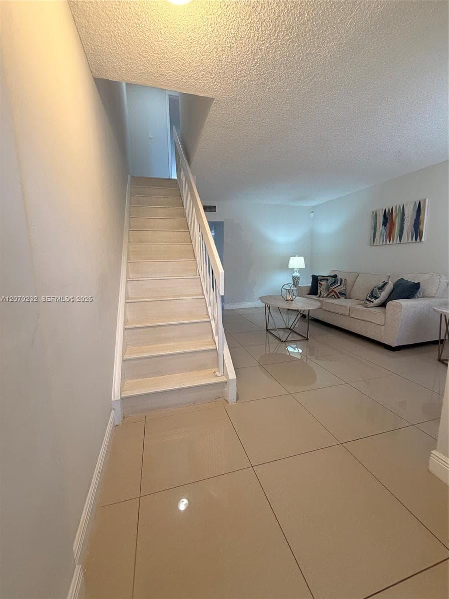 12241 SW 16th Ter # 102-K, Miami, FL 33175 — zdjęcie 2