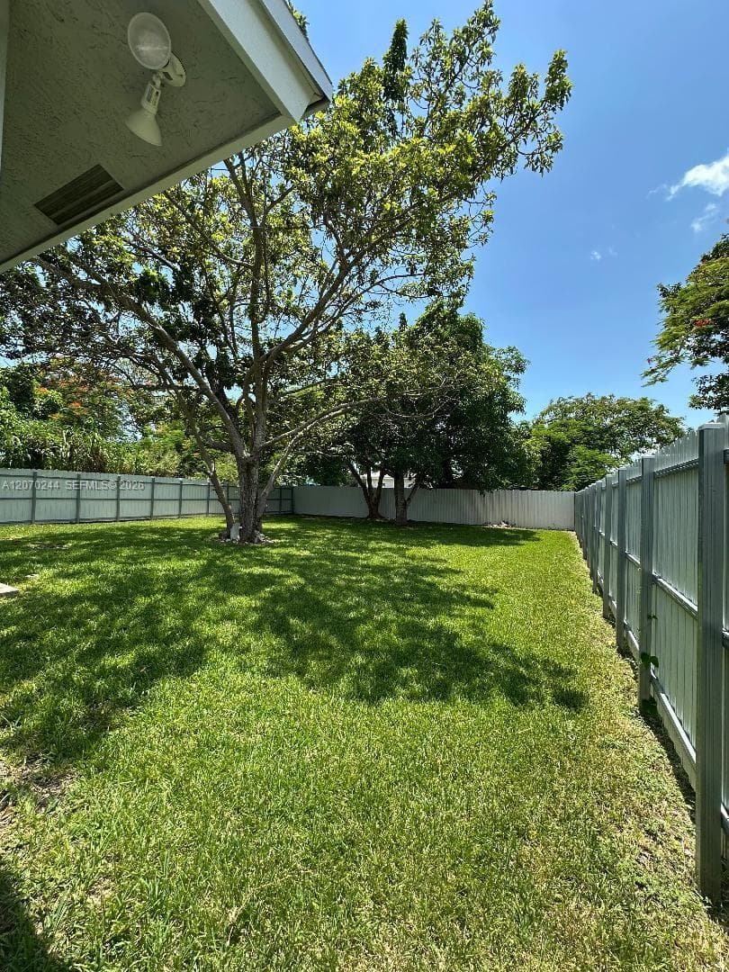 12230 SW 219th St # 0, Miami, FL 33170 — zdjęcie 4