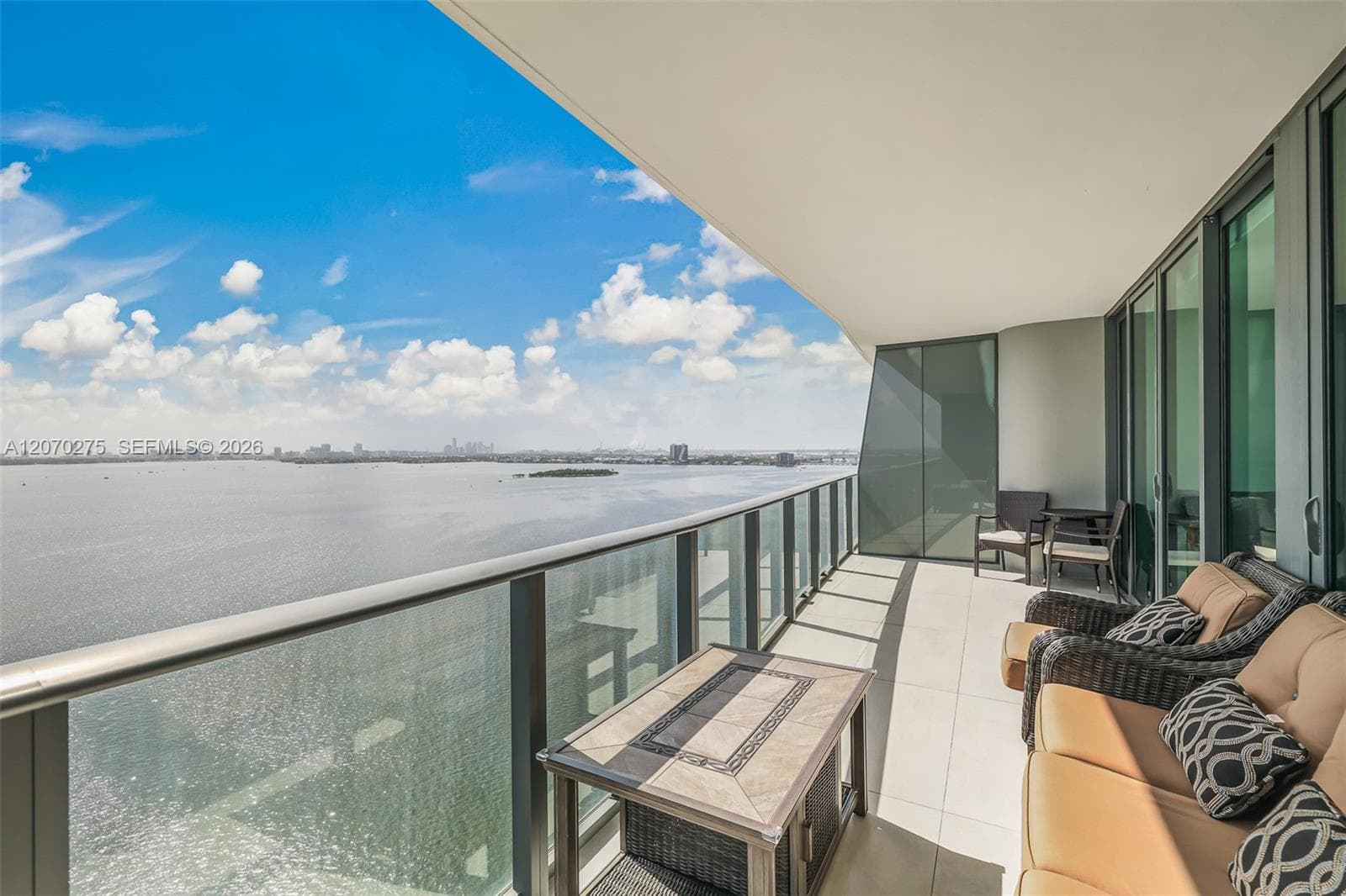 3131 NE 7th Ave # 2003, Miami, FL 33137 — zdjęcie 2