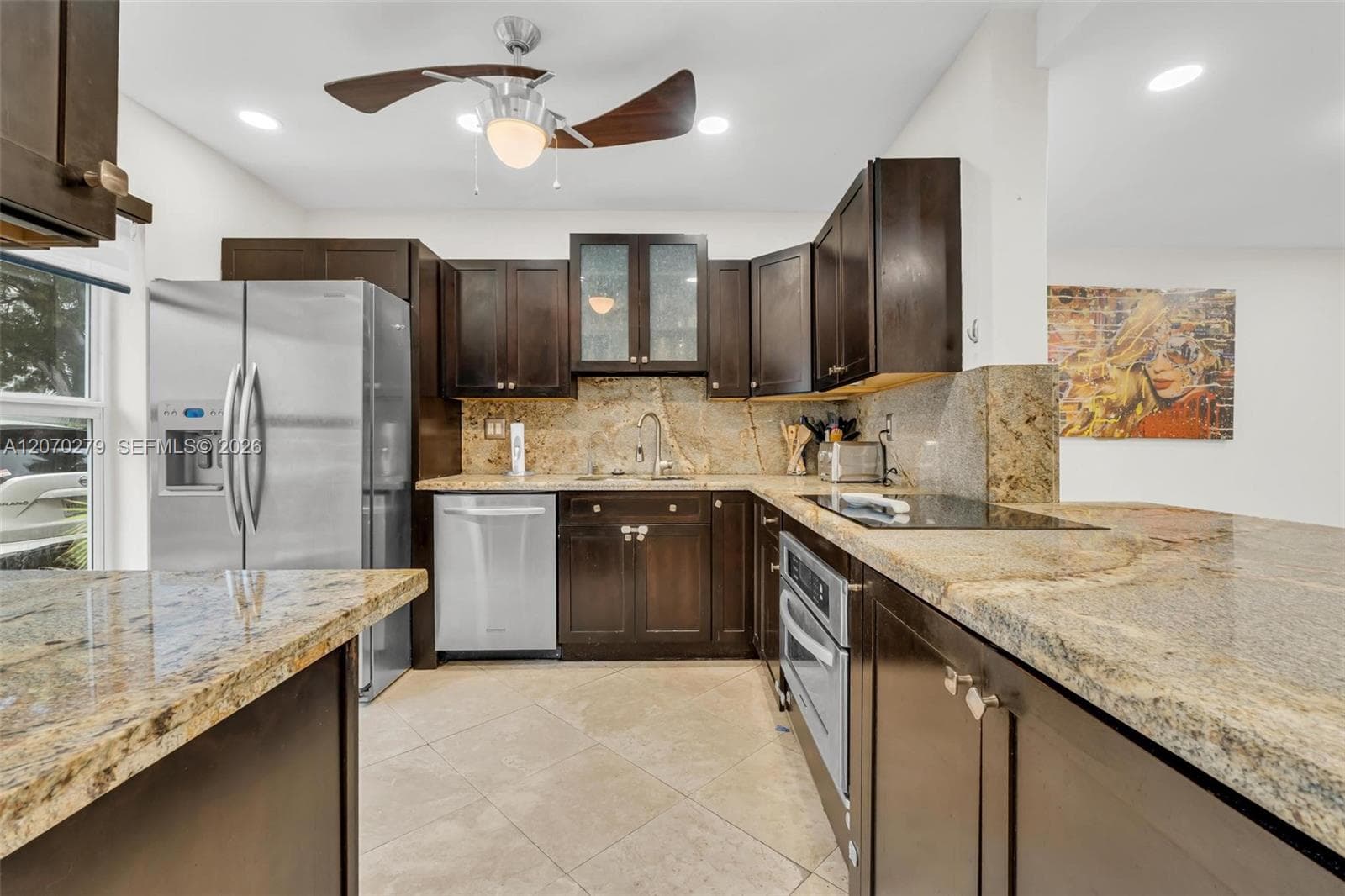 3690 NE 167th St # 34, North Miami Beach, FL 33160 — zdjęcie 4