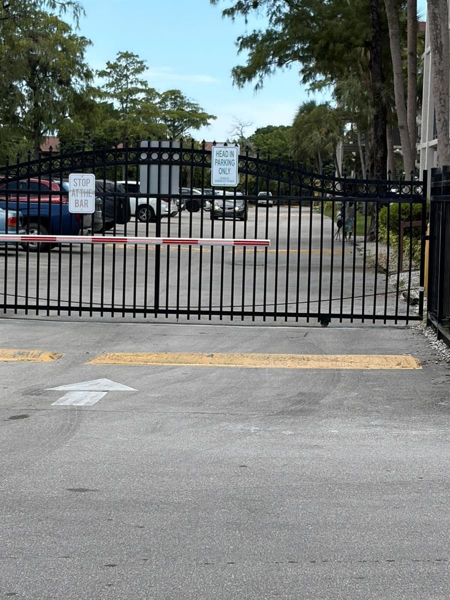 2649 NW 48th Terrace # 340, Lauderdale Lakes, FL 33313 — zdjęcie 4