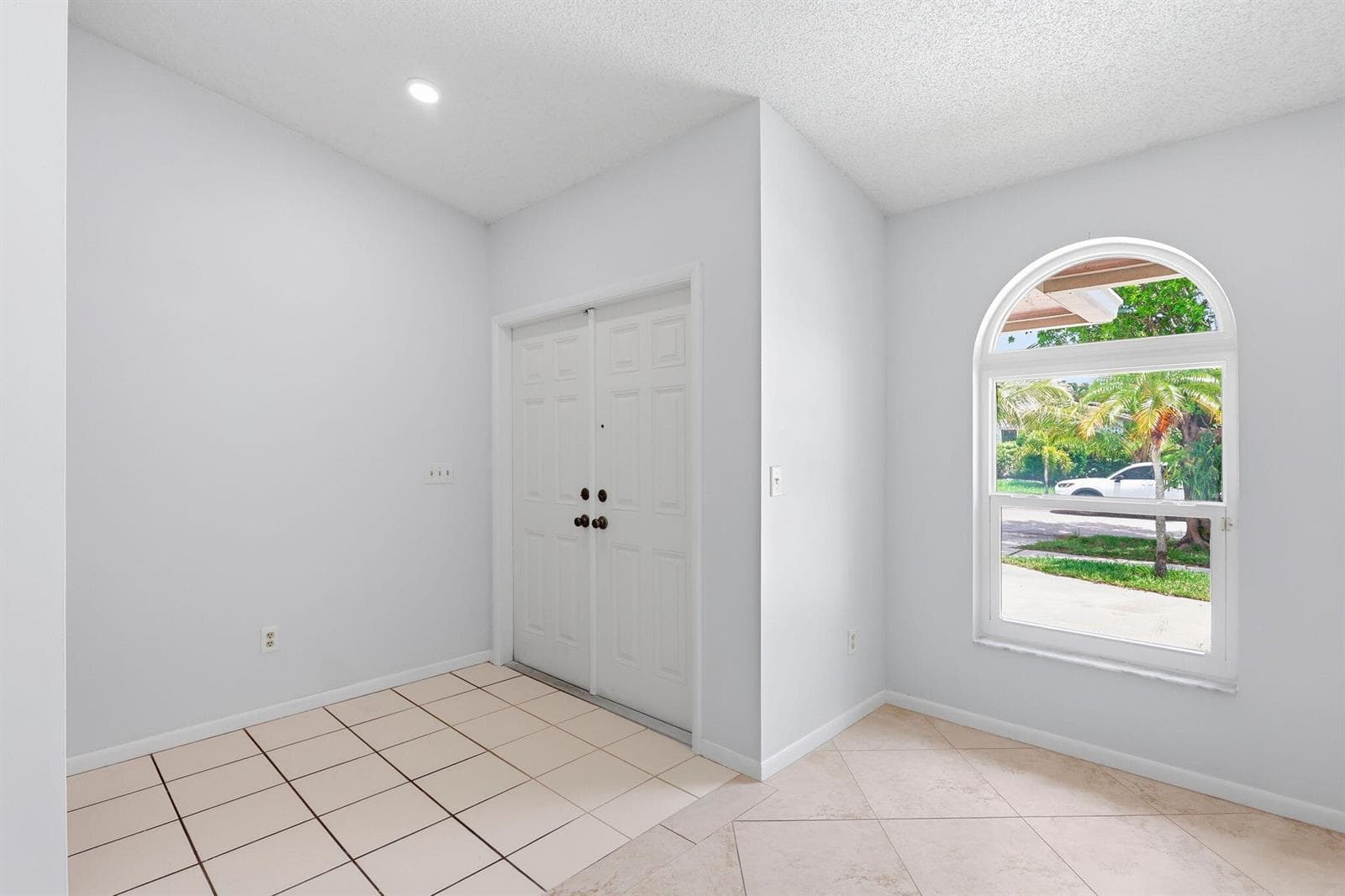 2171 NW 76th Avenue, Margate, FL 33063 — zdjęcie 4