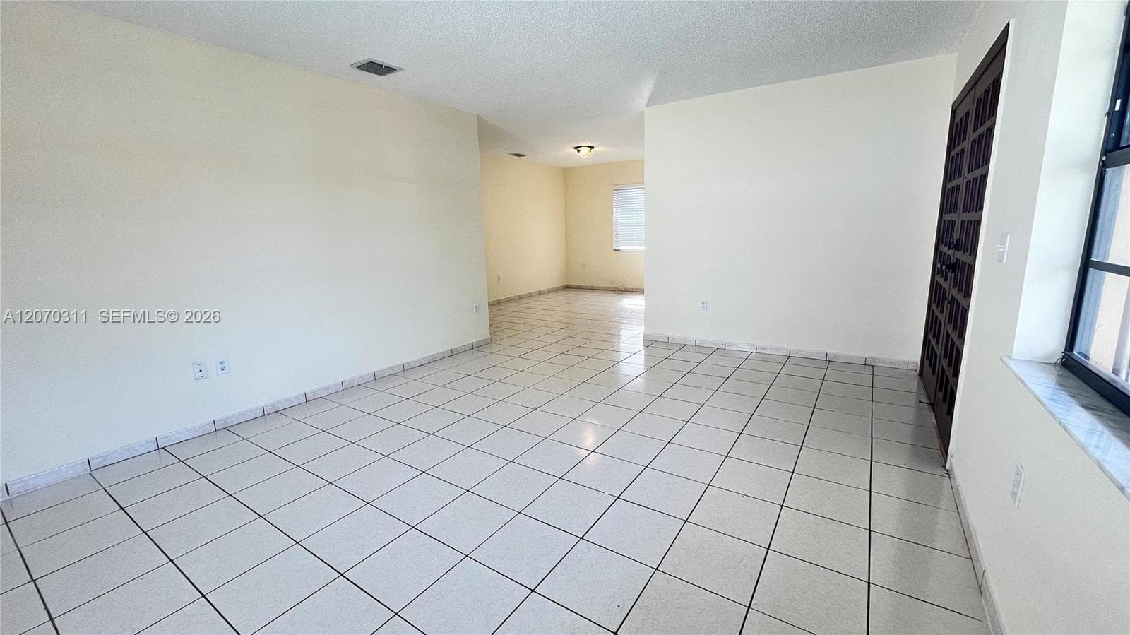 2820 SW 25th St # 2820, Miami, FL 33133 — zdjęcie 3