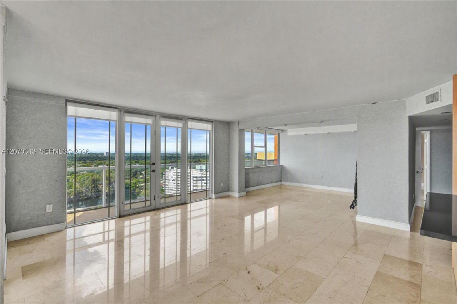 1351 NE Miami Gardens Dr # PH15E, Miami, FL 33179 — zdjęcie 3