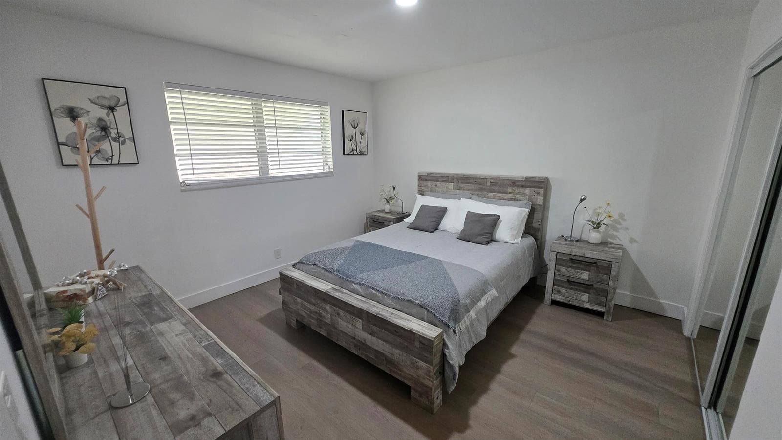 704 NE 8th Street # 10, Hallandale Beach, FL 33009 — zdjęcie 5