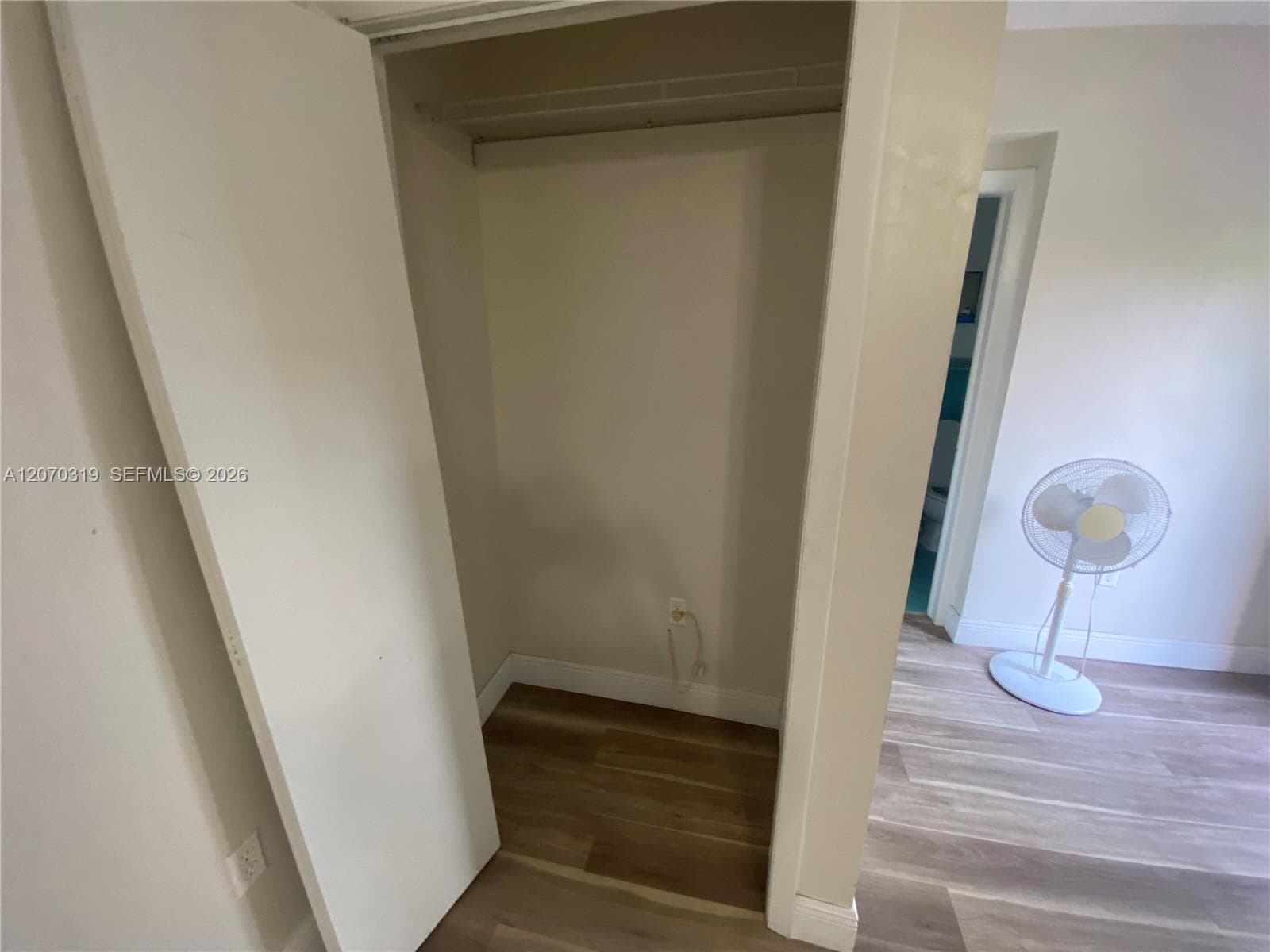 350 SW 34th Ave # -, Miami, FL 33135 — zdjęcie 5