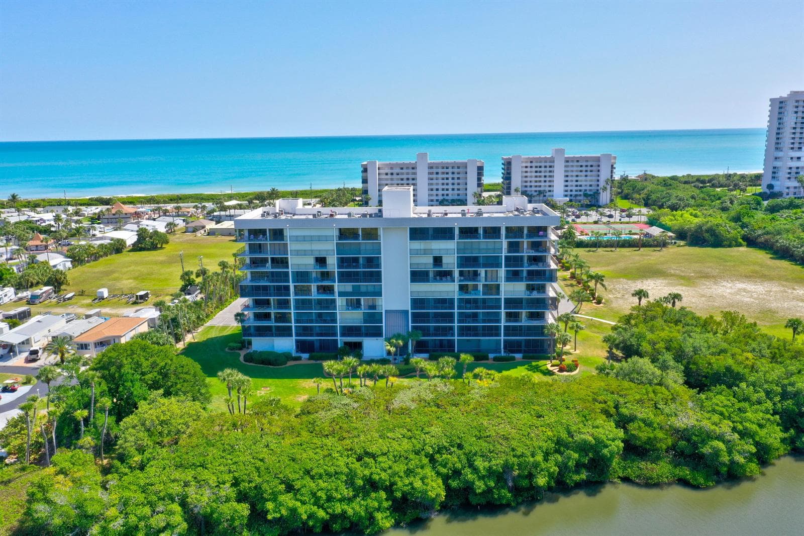 5059 N HIGHWAY A1A # 206, Hutchinson Island, FL 34949