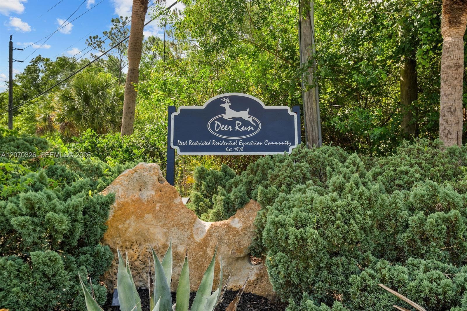 19556 Black Falcon Rd, Loxahatchee, FL 33470