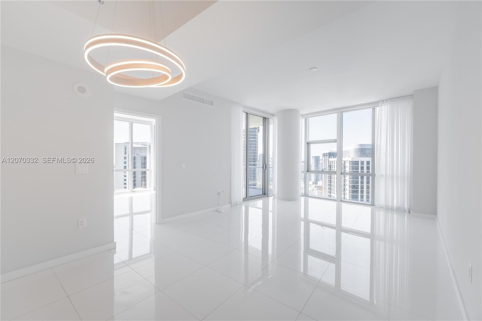 851 NE 1st Ave # 3911, Miami, FL 33132 — zdjęcie 5