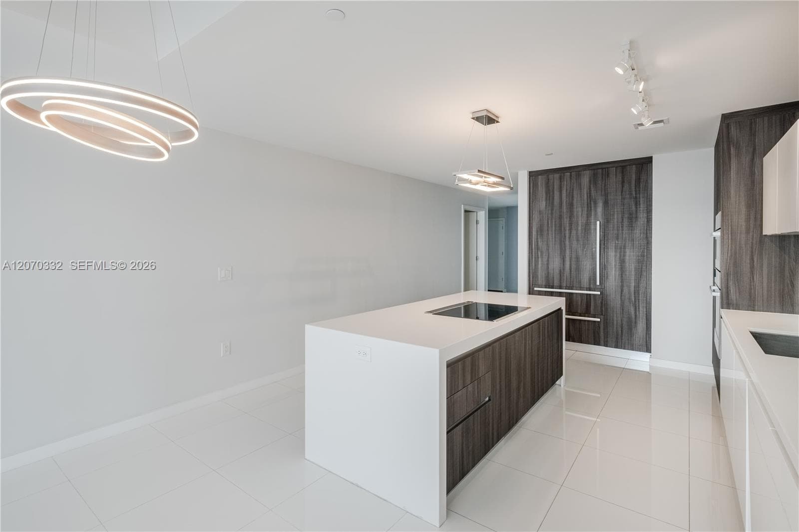 851 NE 1st Ave # 3911, Miami, FL 33132 — zdjęcie 4