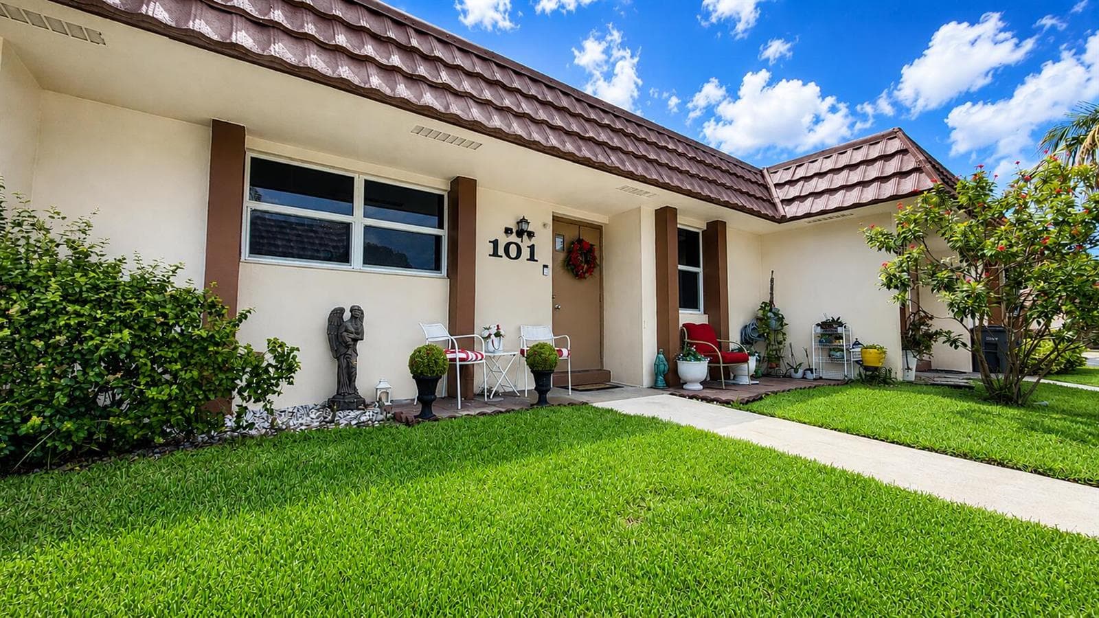 5780 W FERNLEY Drive W # 101, West Palm Beach, FL 33415