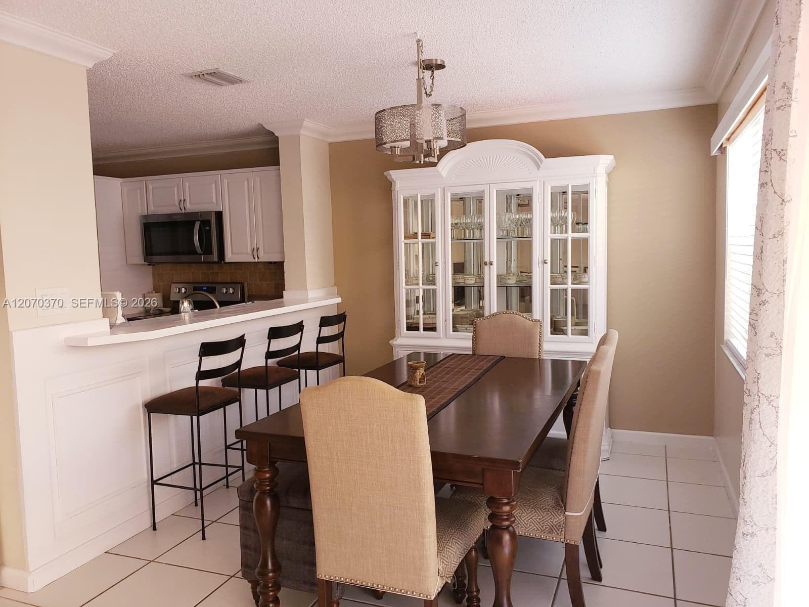 223 SW Maple Ter, Davie, FL 33325 — zdjęcie 3