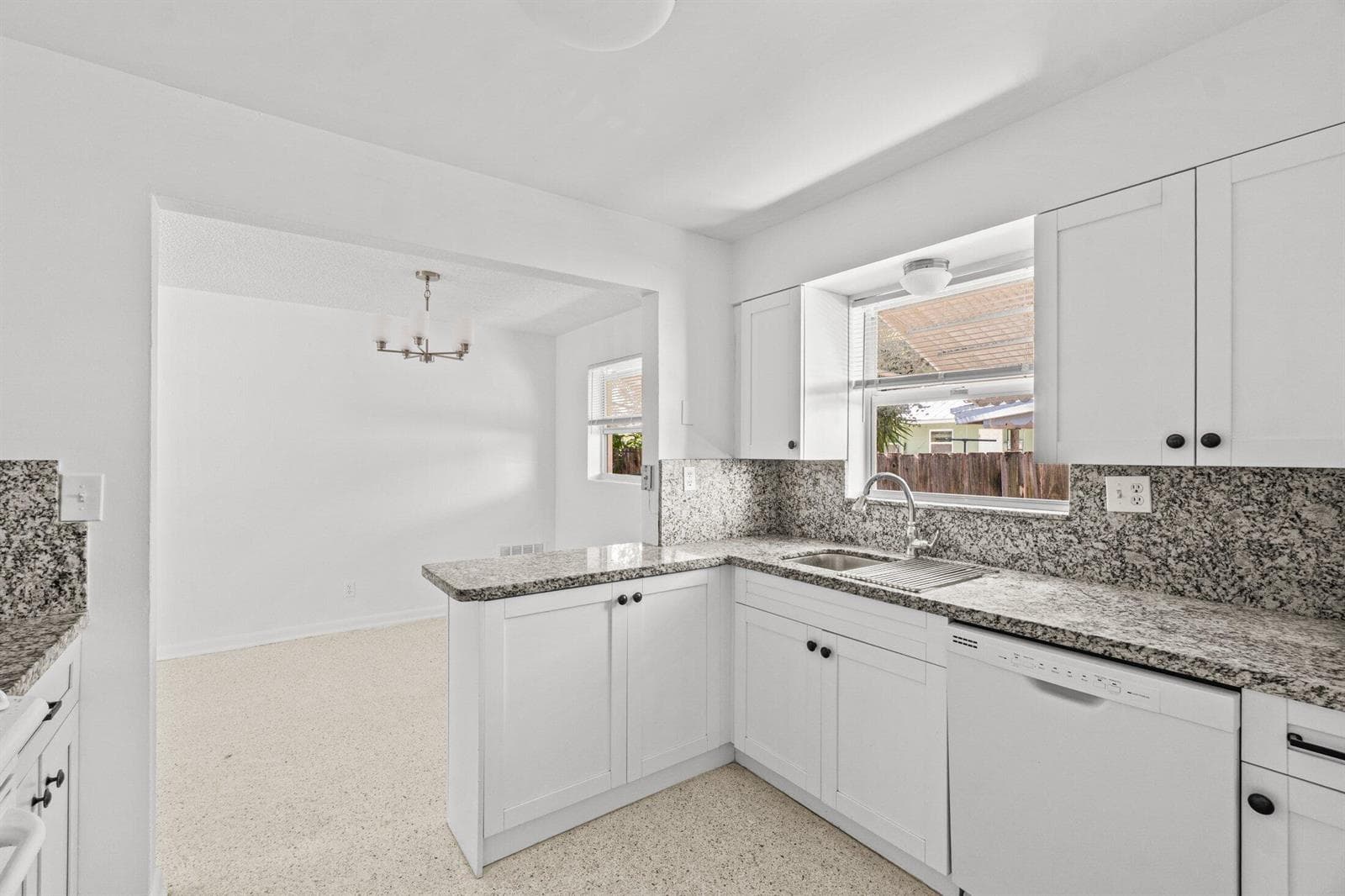 211 Sunrise Avenue # 5, Lantana, FL 33460 — zdjęcie 4