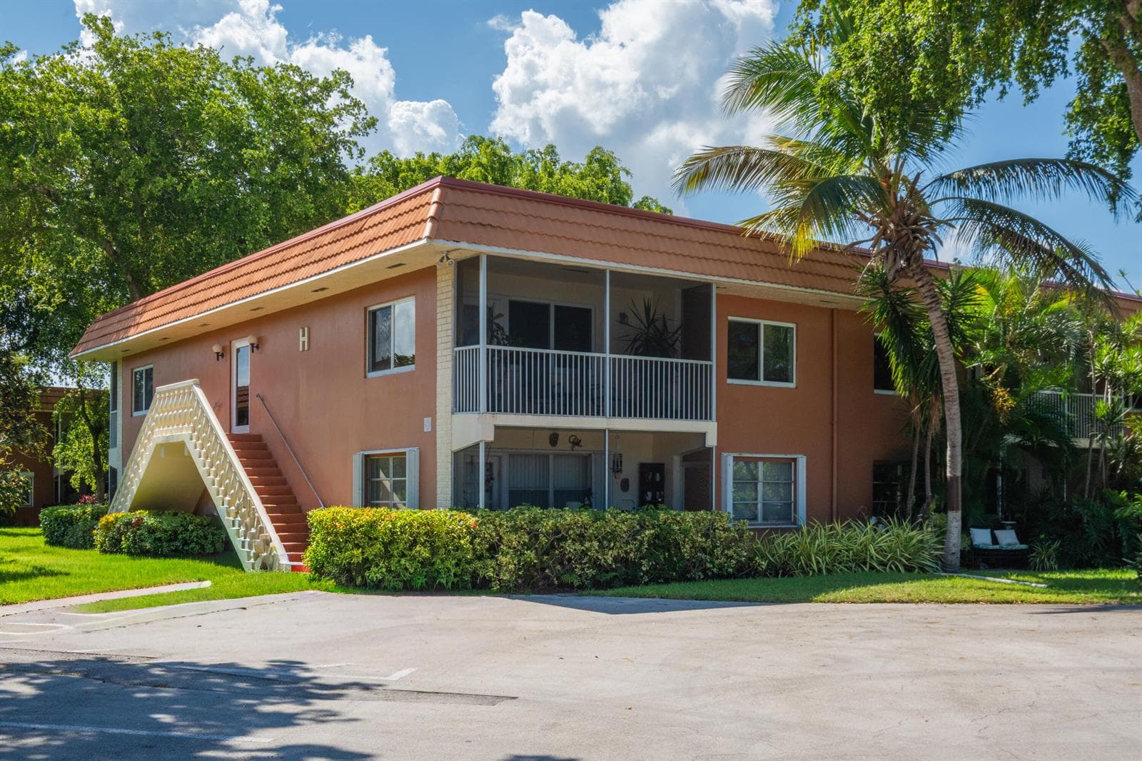 1920 NE 1ST Terrace # 212H, Wilton Manors, FL 33305