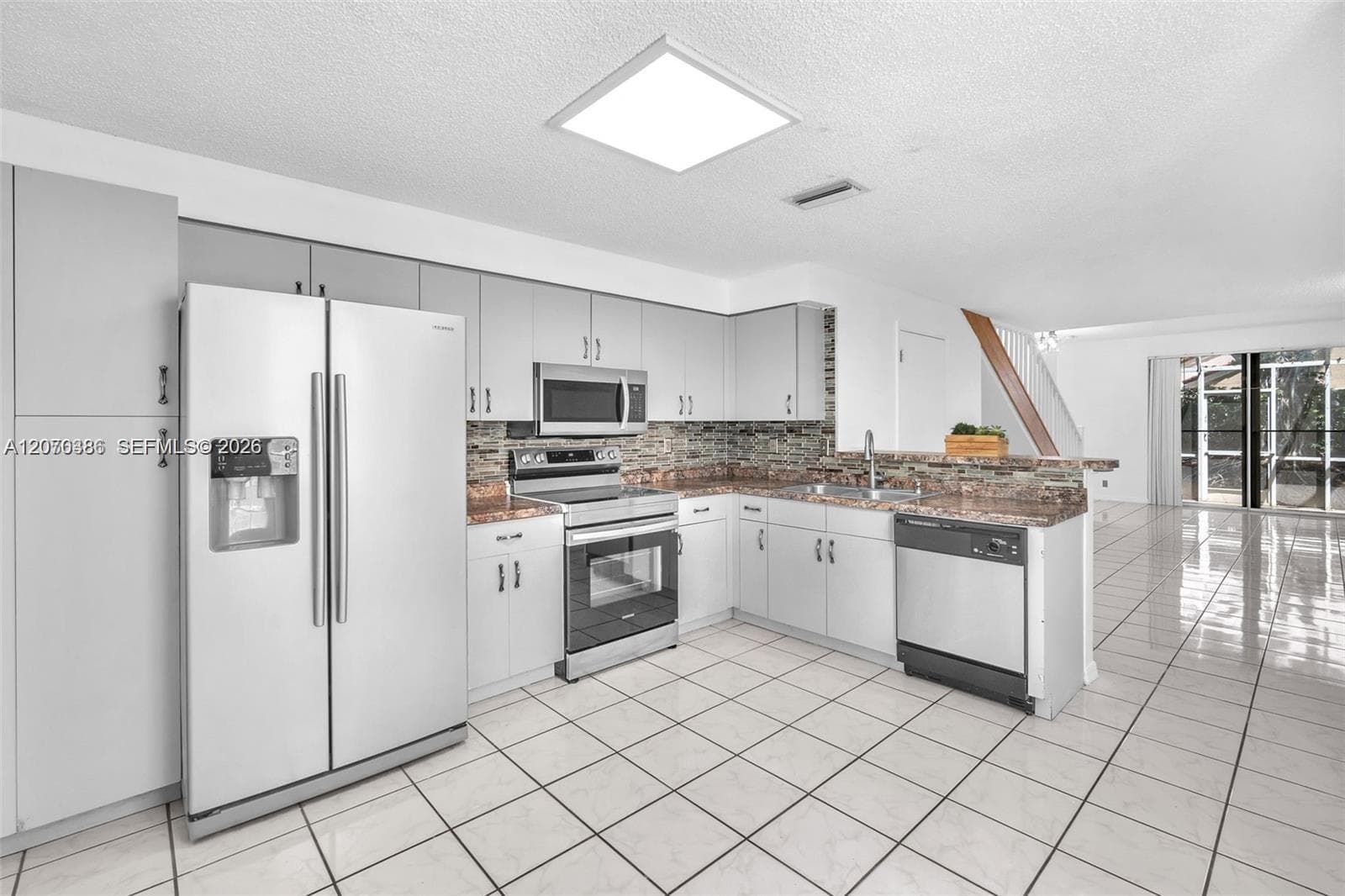 800 Sorrento Dr. # 2, Weston, FL 33326 — zdjęcie 2
