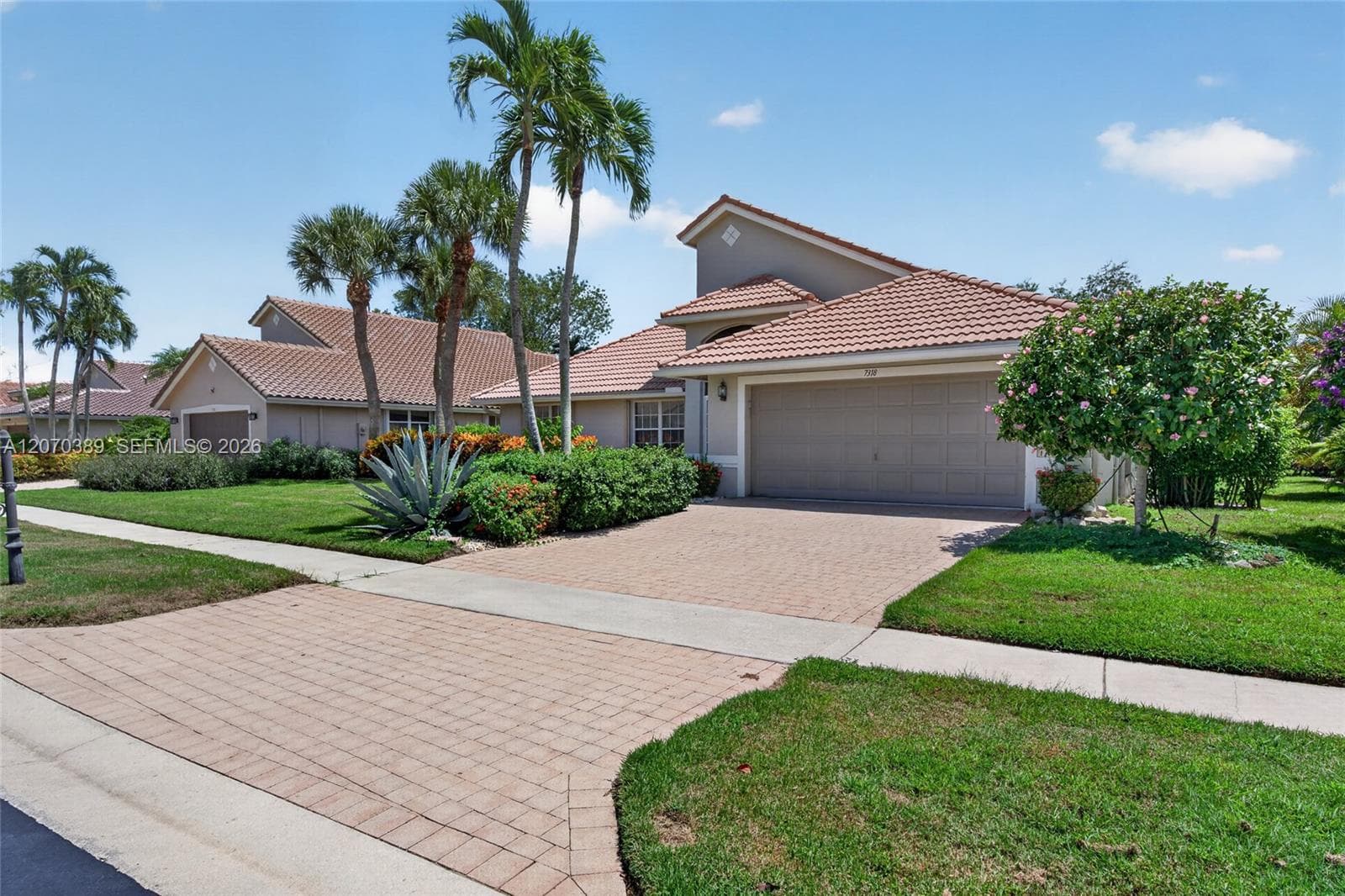 7318 Amber Falls Ln, Boynton Beach, FL 33437 — zdjęcie 2