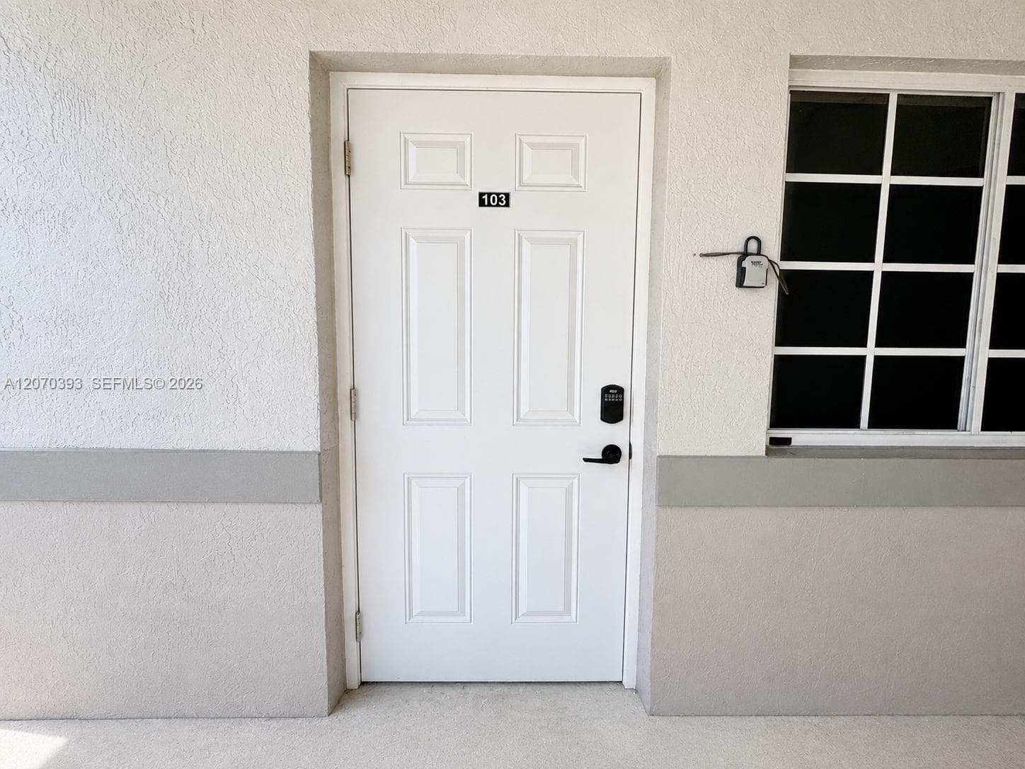 1270 W 42nd St # A103, Hialeah, FL 33012 — zdjęcie 2