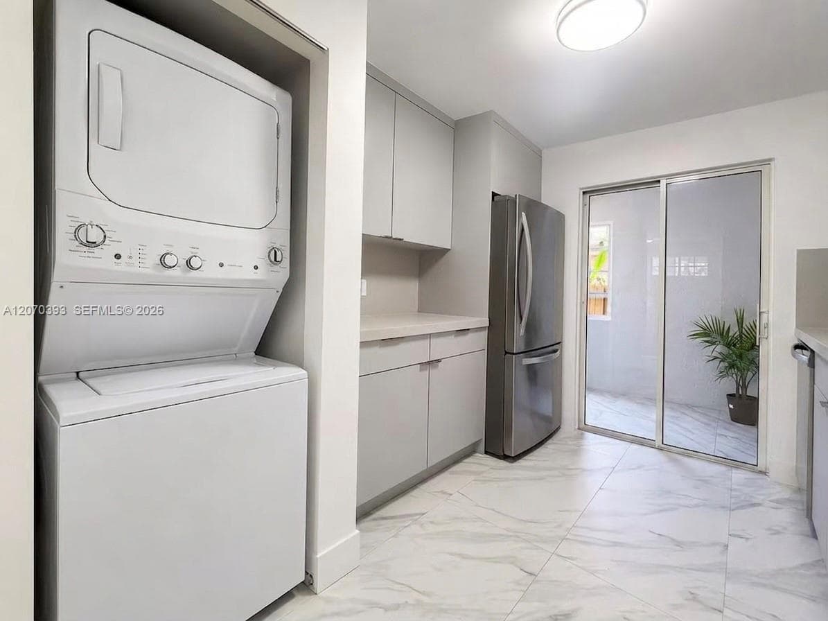 1270 W 42nd St # A103, Hialeah, FL 33012 — zdjęcie 5