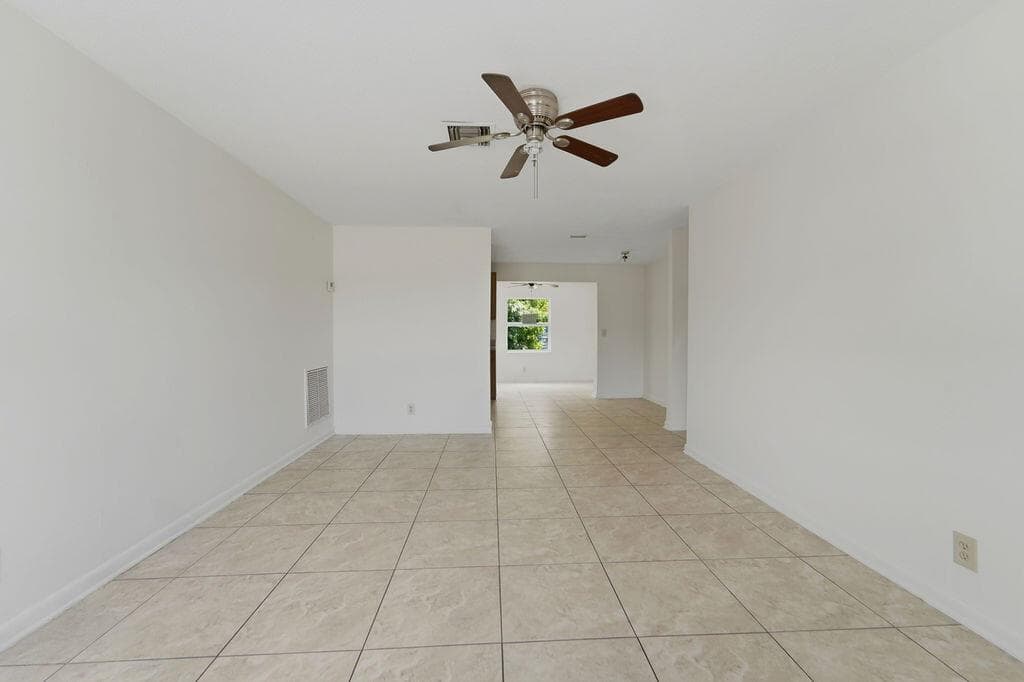 1500 W 13TH Street W, Riviera Beach, FL 33404 — zdjęcie 4