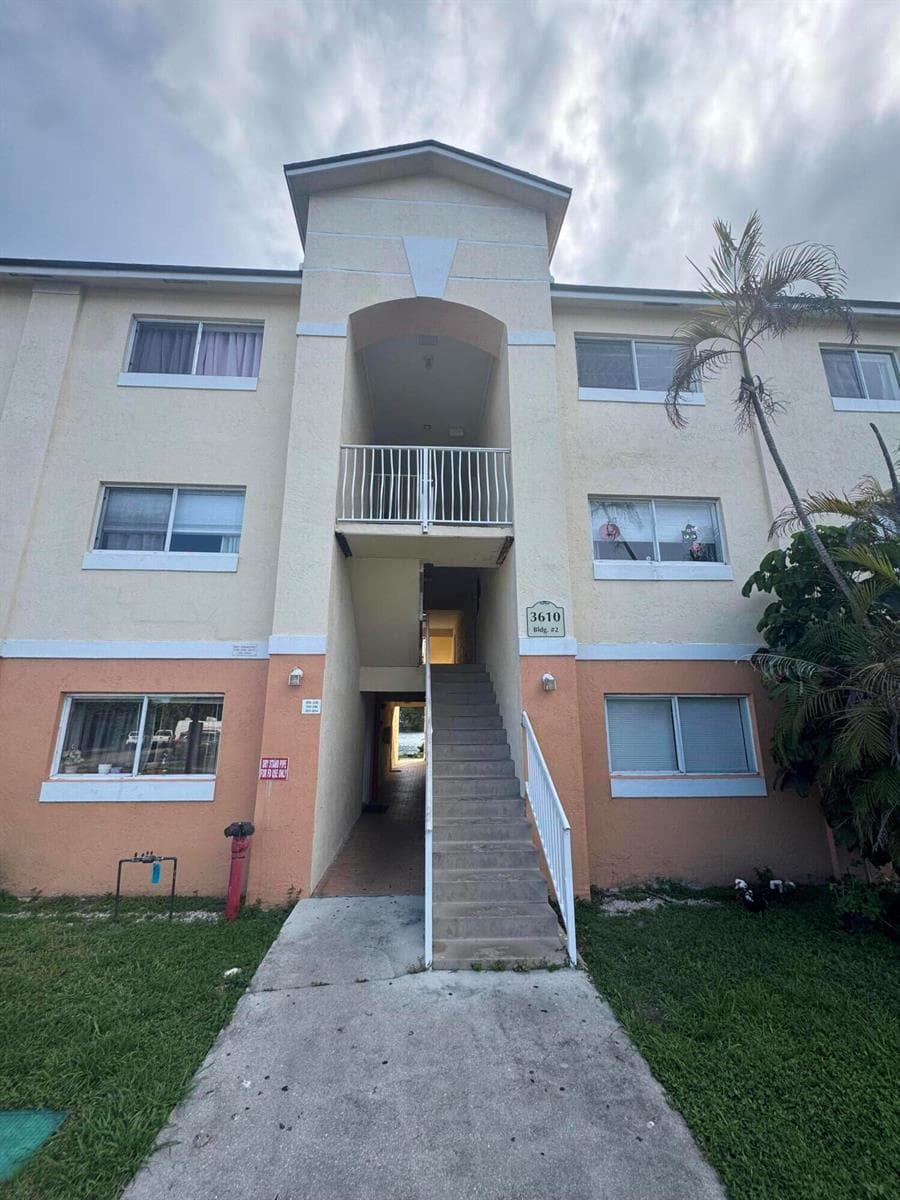 3610 N 56TH Avenue # 226, Hollywood, FL 33021