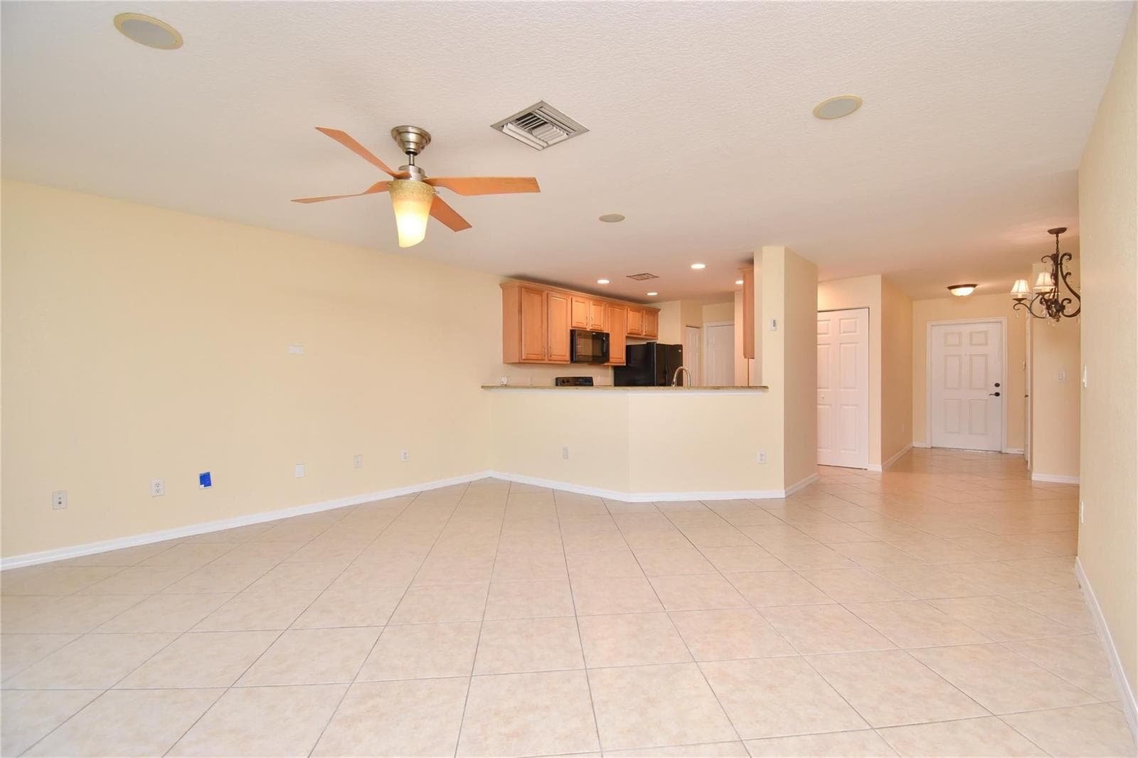 8982 Chambers Street, Tamarac, FL 33321 — zdjęcie 4