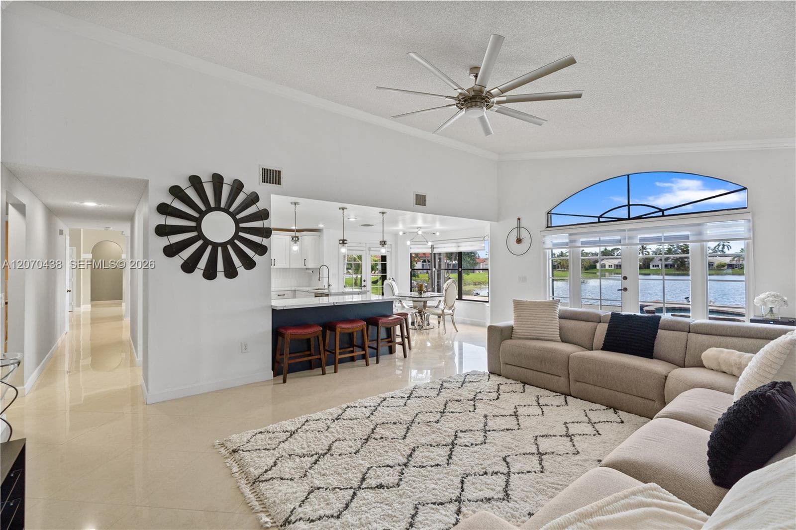451 NW 194th Ave, Pembroke Pines, FL 33029 — zdjęcie 5