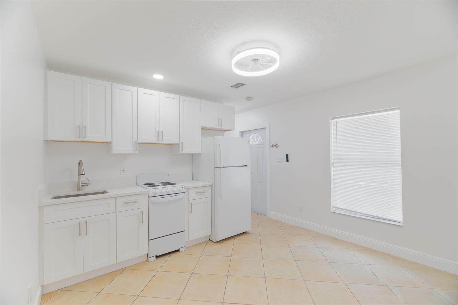 2831 N SEACREST Boulevard # B, Boynton Beach, FL 33435 — zdjęcie 2