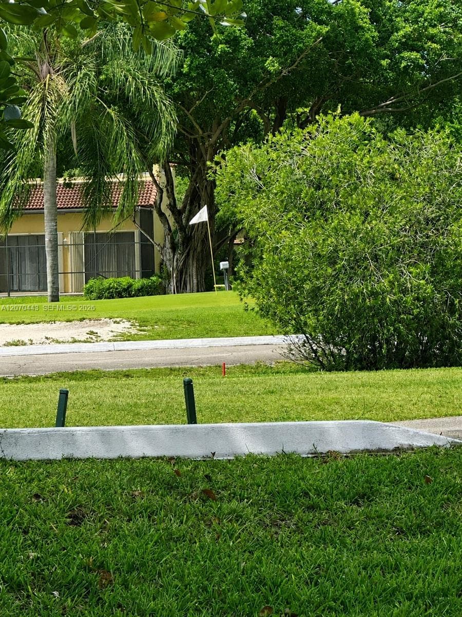 3522 Torremolinos Ave # E-31, Doral, FL 33178 — zdjęcie 2