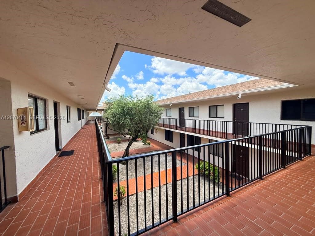 6278 W 22nd Ct # 14, Hialeah, FL 33016