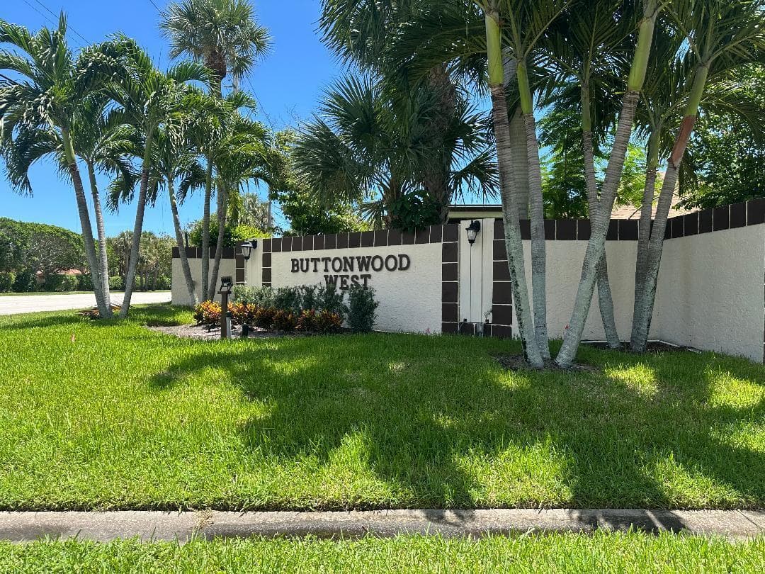 6310 TALL CYPRESS Circle, FL 33463 — zdjęcie 3