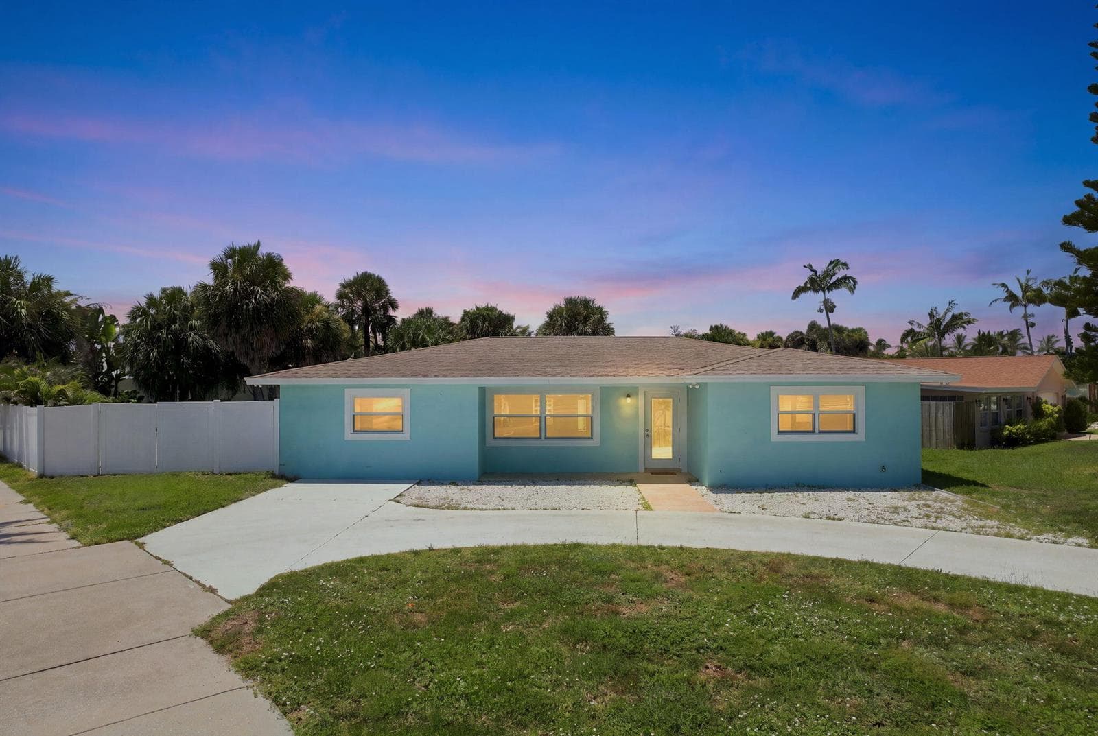 1935 CYPRESS Avenue, Fort Pierce, FL 34949 — zdjęcie 2
