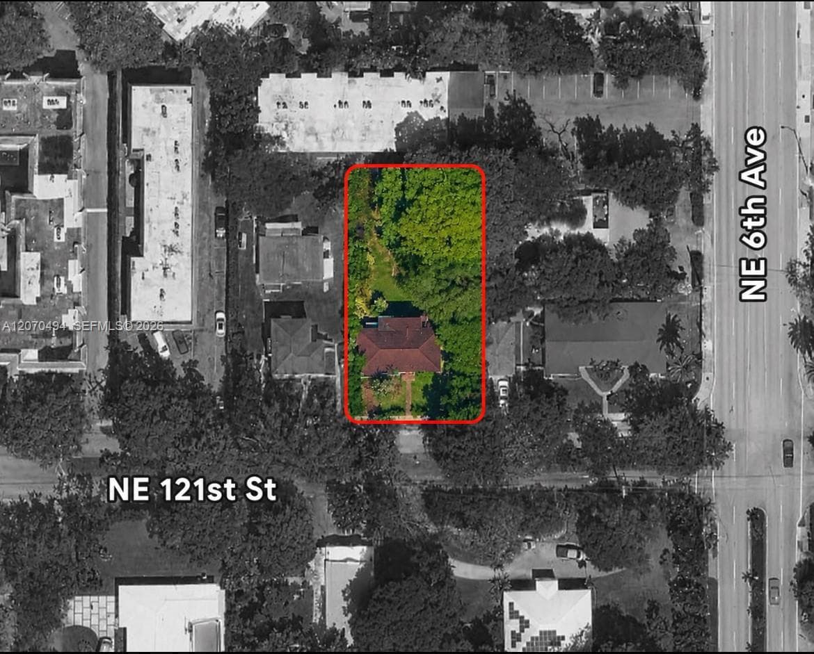 585 NE 121st St, North Miami, FL 33161 — zdjęcie 2