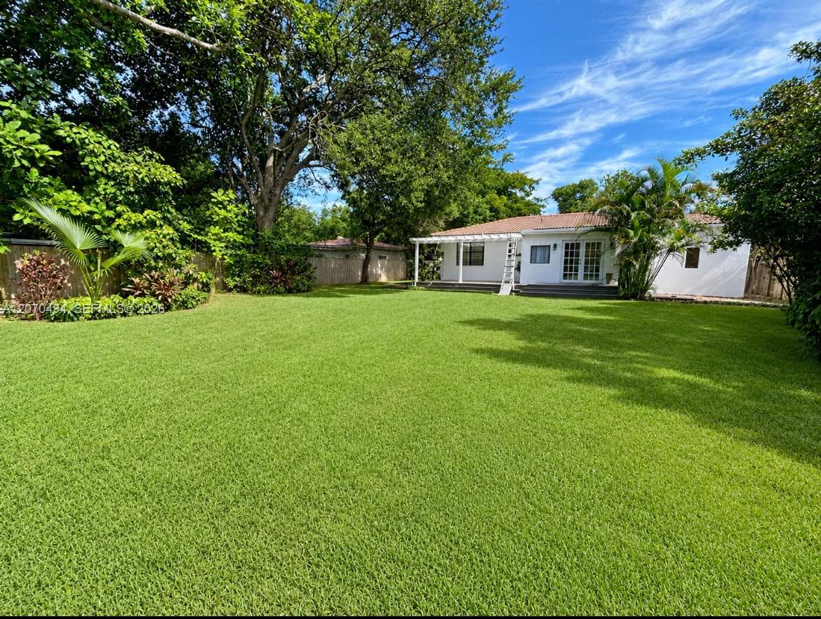 585 NE 121st St, North Miami, FL 33161 — zdjęcie 4