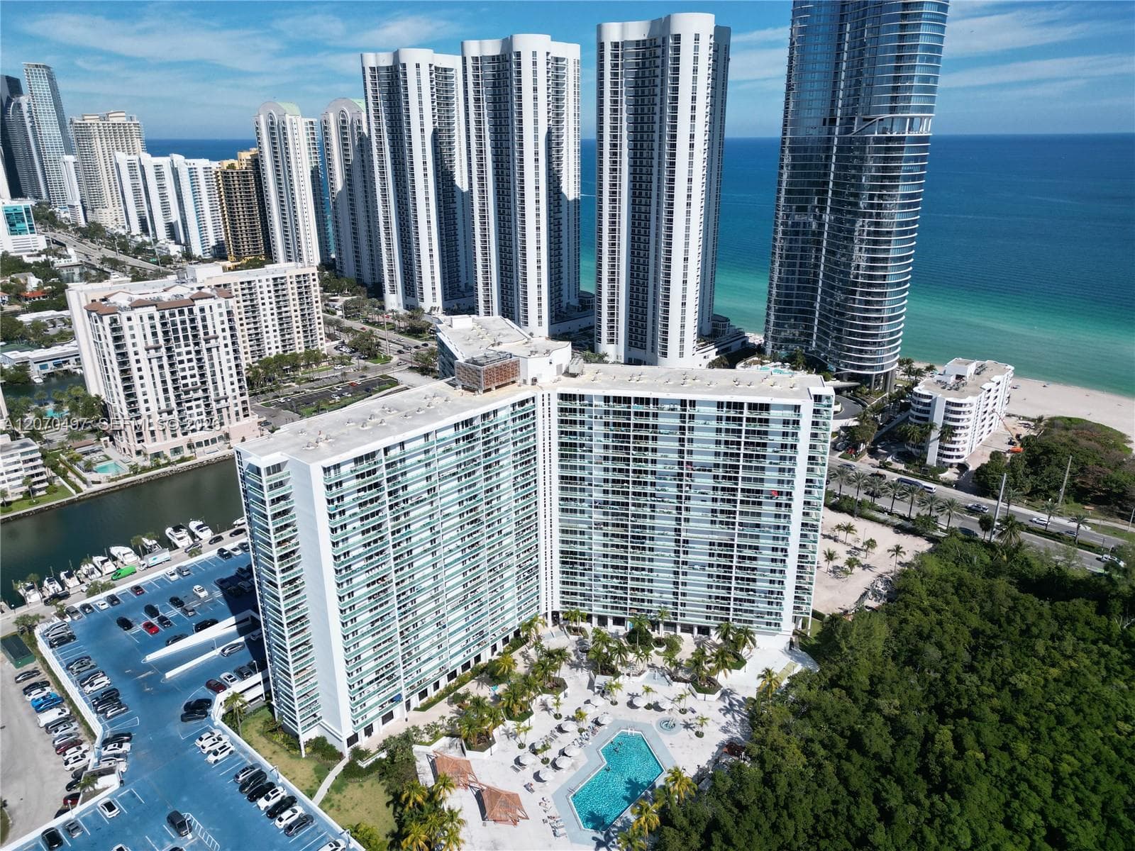 100 Bayview Dr # 1626, Sunny Isles Beach, FL 33160 — zdjęcie 3