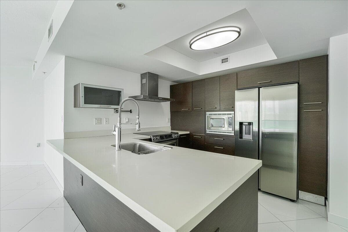 200 SUNNY ISLES Boulevard # 2-1701, Sunny Isles Beach, FL 33160 — zdjęcie 3