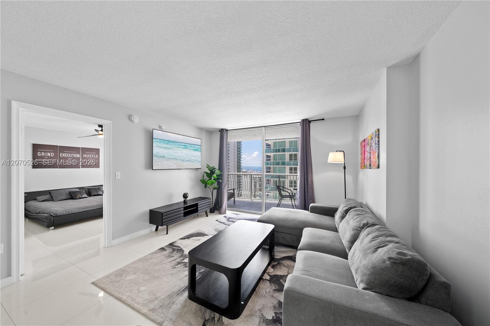 1200 Brickell Bay Dr # 2205, Miami, FL 33131 — zdjęcie 2