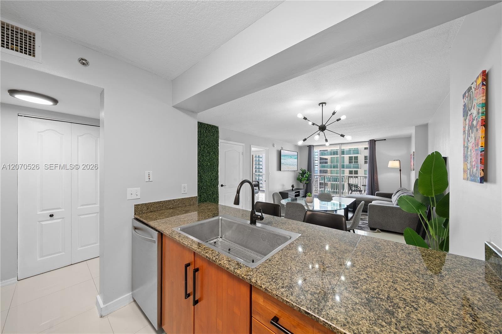 1200 Brickell Bay Dr # 2205, Miami, FL 33131 — zdjęcie 4
