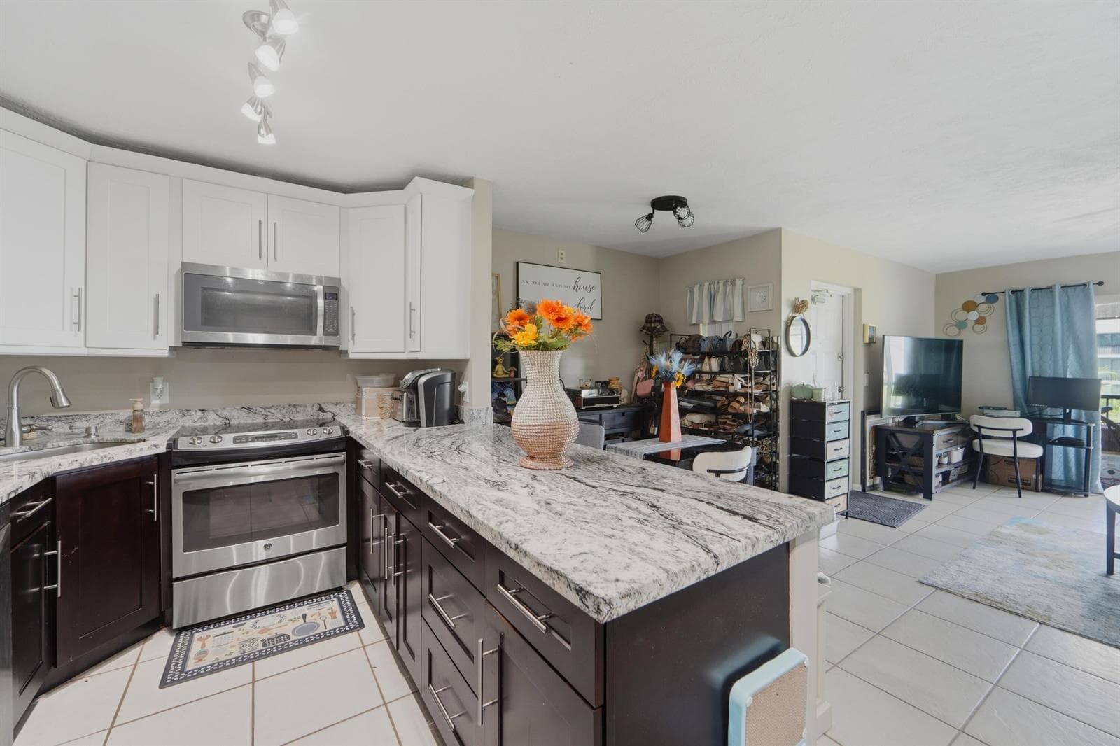 1013 GREEN PINE Boulevard # C2, West Palm Beach, FL 33409 — zdjęcie 2