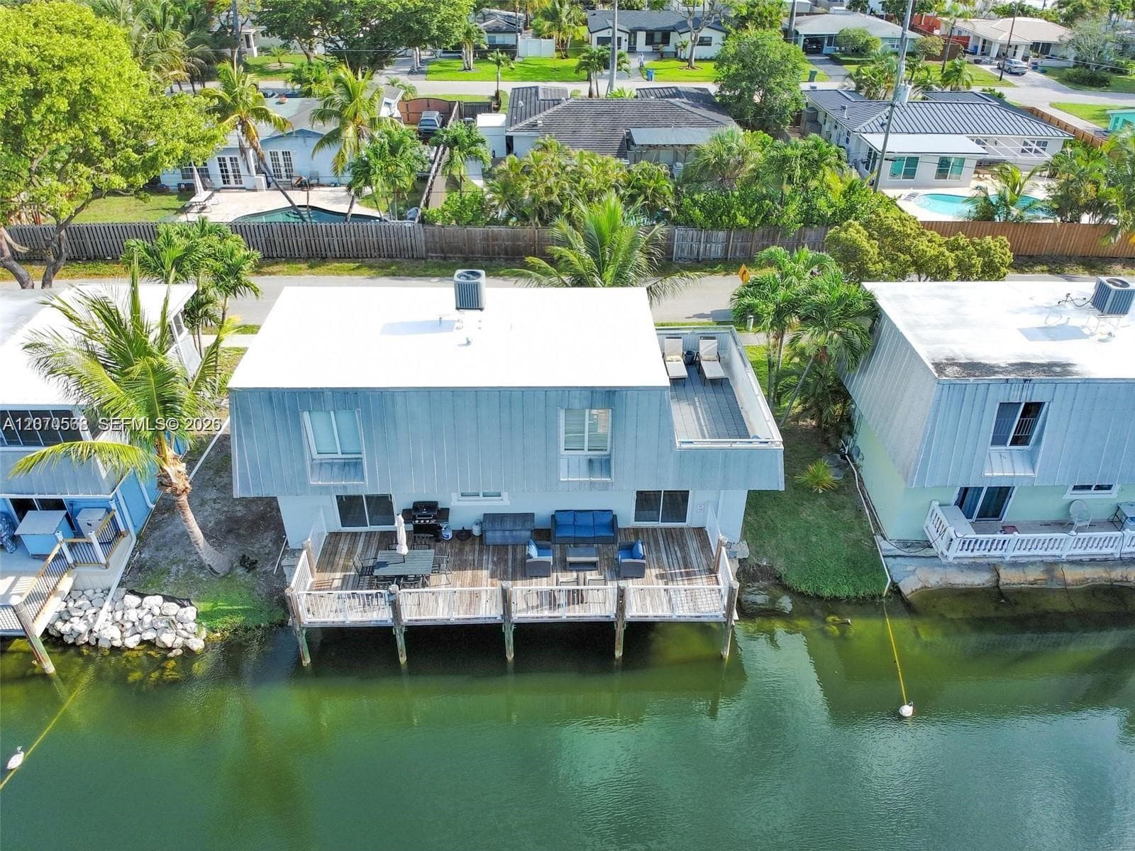 1370 NE 40th Dr, Oakland Park, FL 33334 — zdjęcie 3