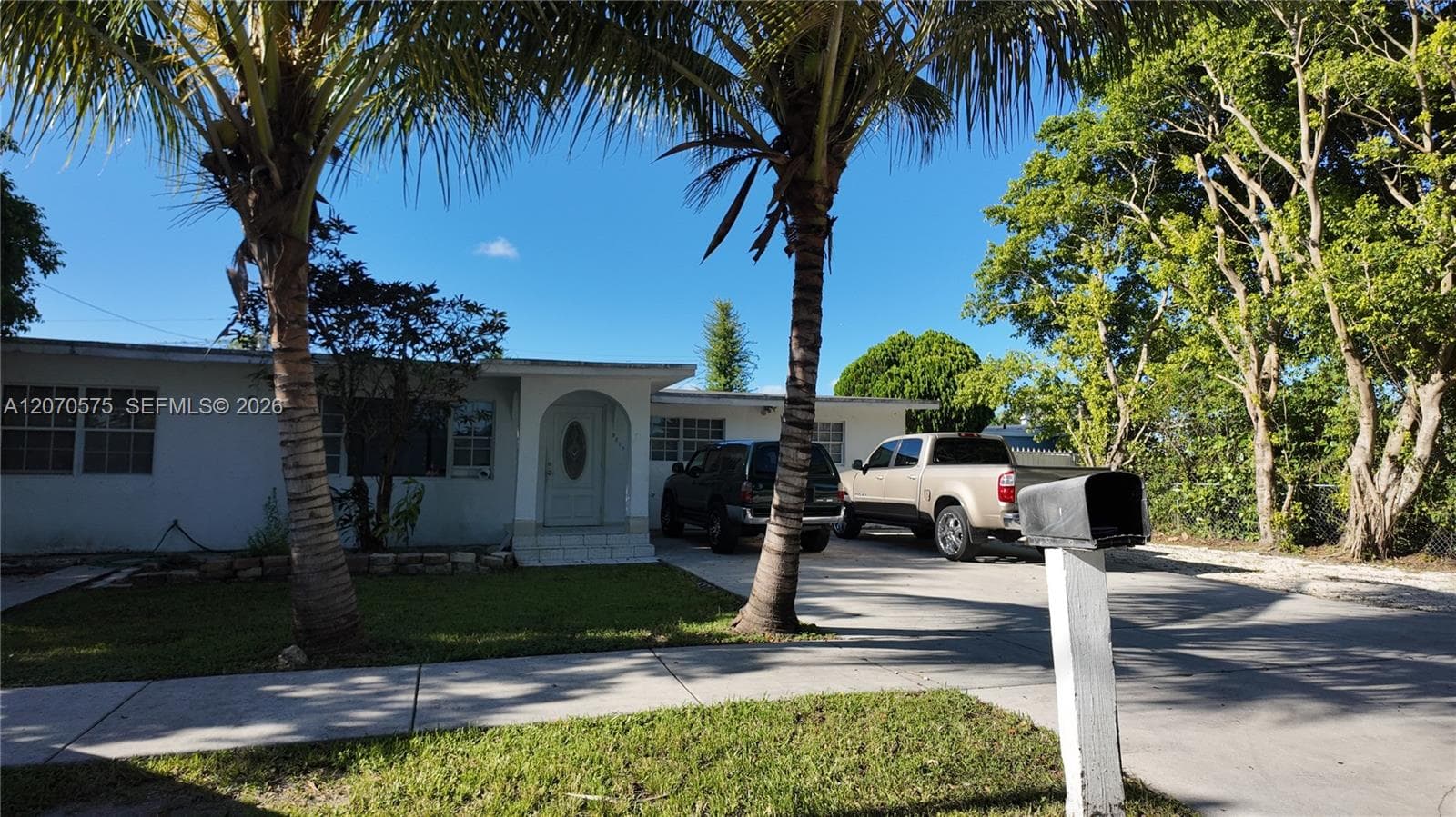 9815 SW 51st Ter # 2, Miami, FL 33165 — zdjęcie 2