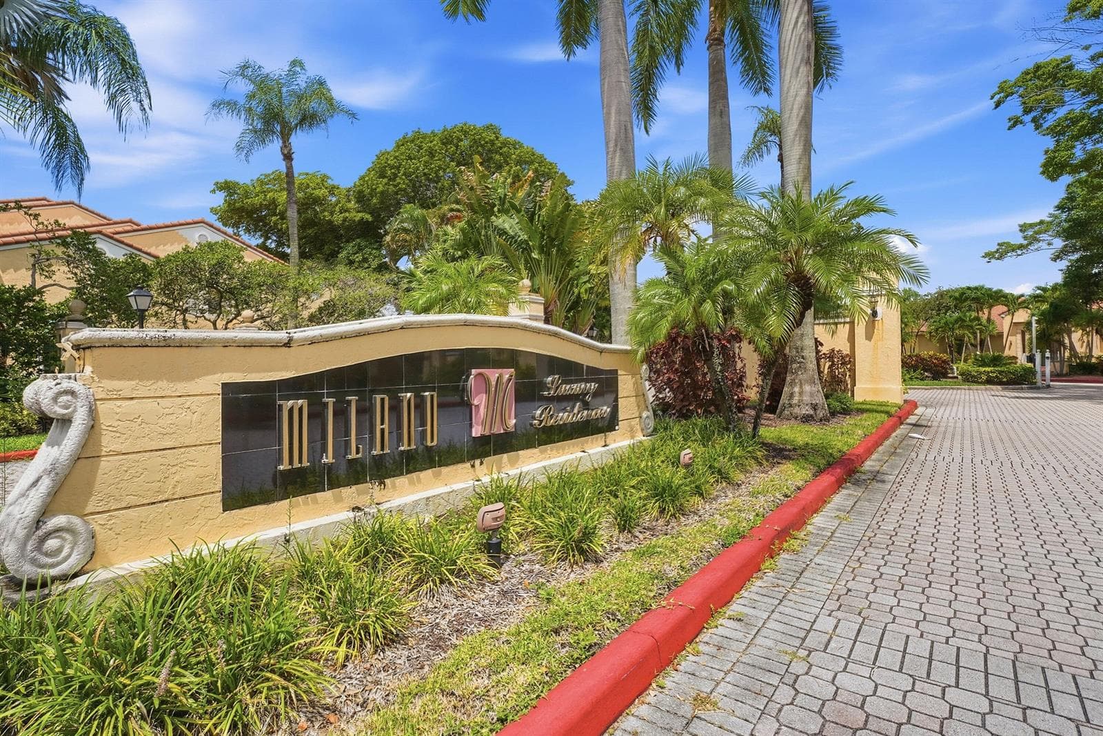 1707 VILLAGE Boulevard # 108, West Palm Beach, FL 33409