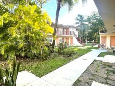 1250 S Alhambra Cir # 18, Coral Gables, FL 33146 — zdjęcie 4