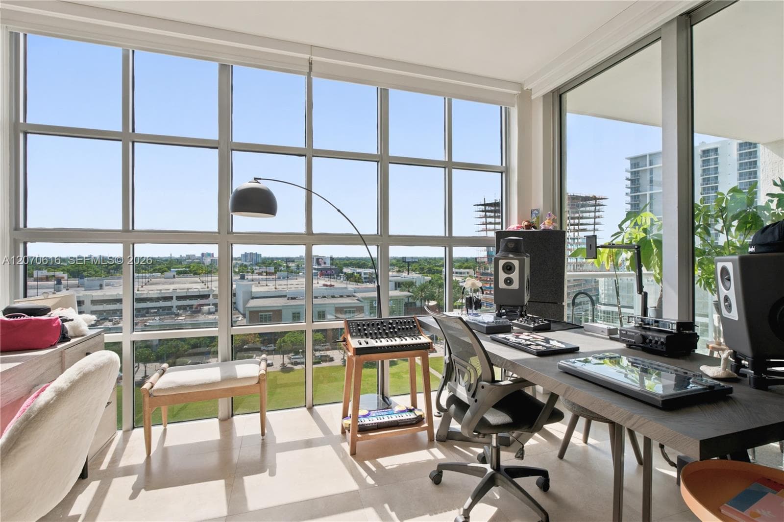 3451 NE 1st Ave # M-0904, Miami, FL 33137